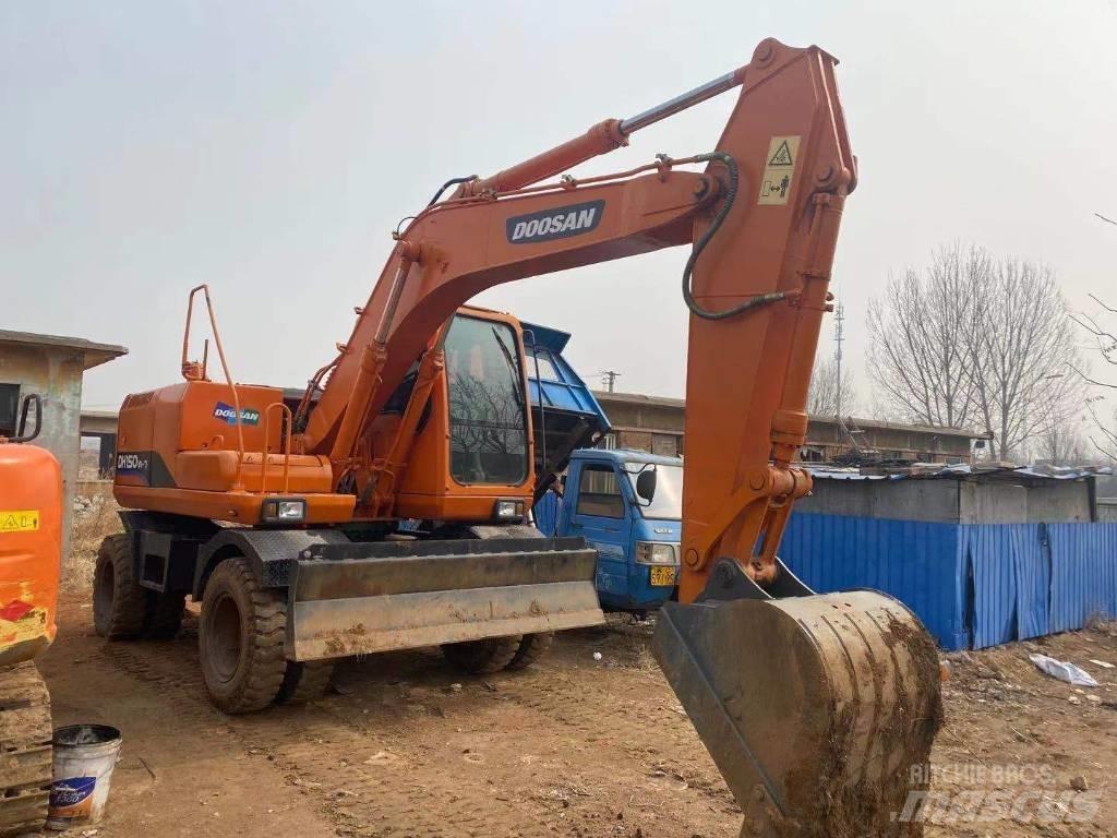 Doosan DH 150W Колісні екскаватори