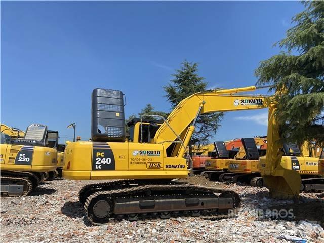 Komatsu PC240-8 Гусеничні екскаватори
