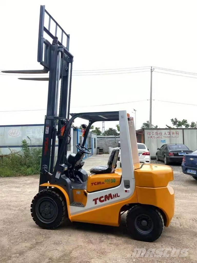 TCM FD 30 Дизельні навантажувачі