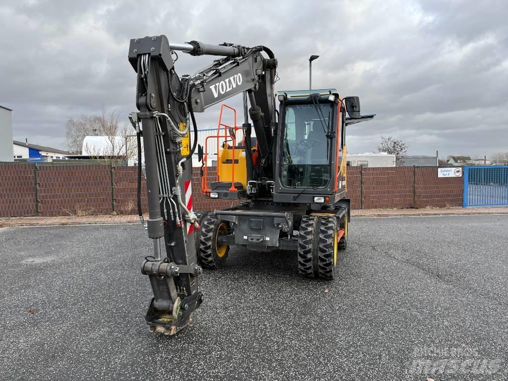Volvo EWR130E Колісні екскаватори
