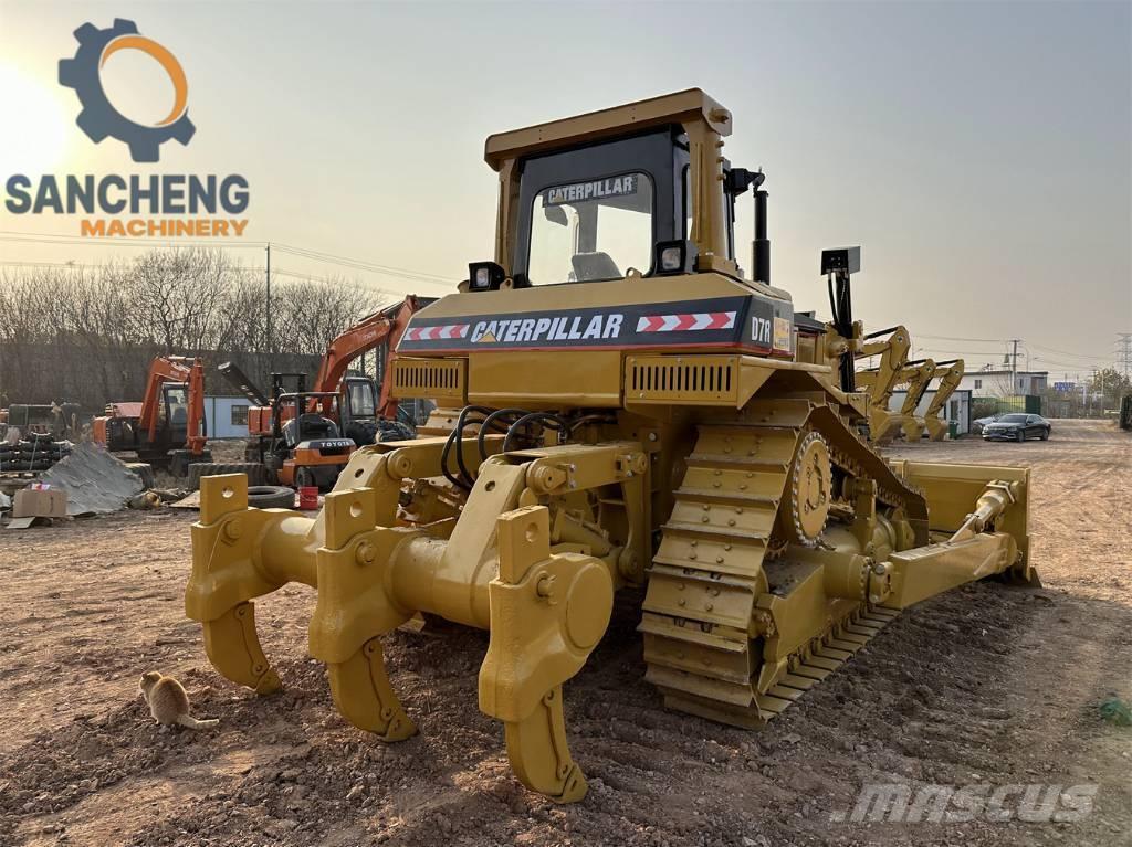CAT D 7 R Гусеничні бульдозери
