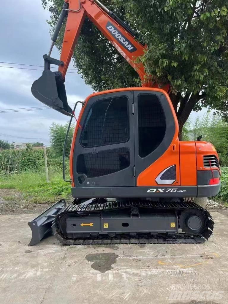 Doosan DX75 Міні-екскаватори < 7т