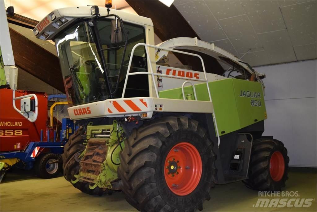 CLAAS Jaguar 850 Кормозбиральні комбайни
