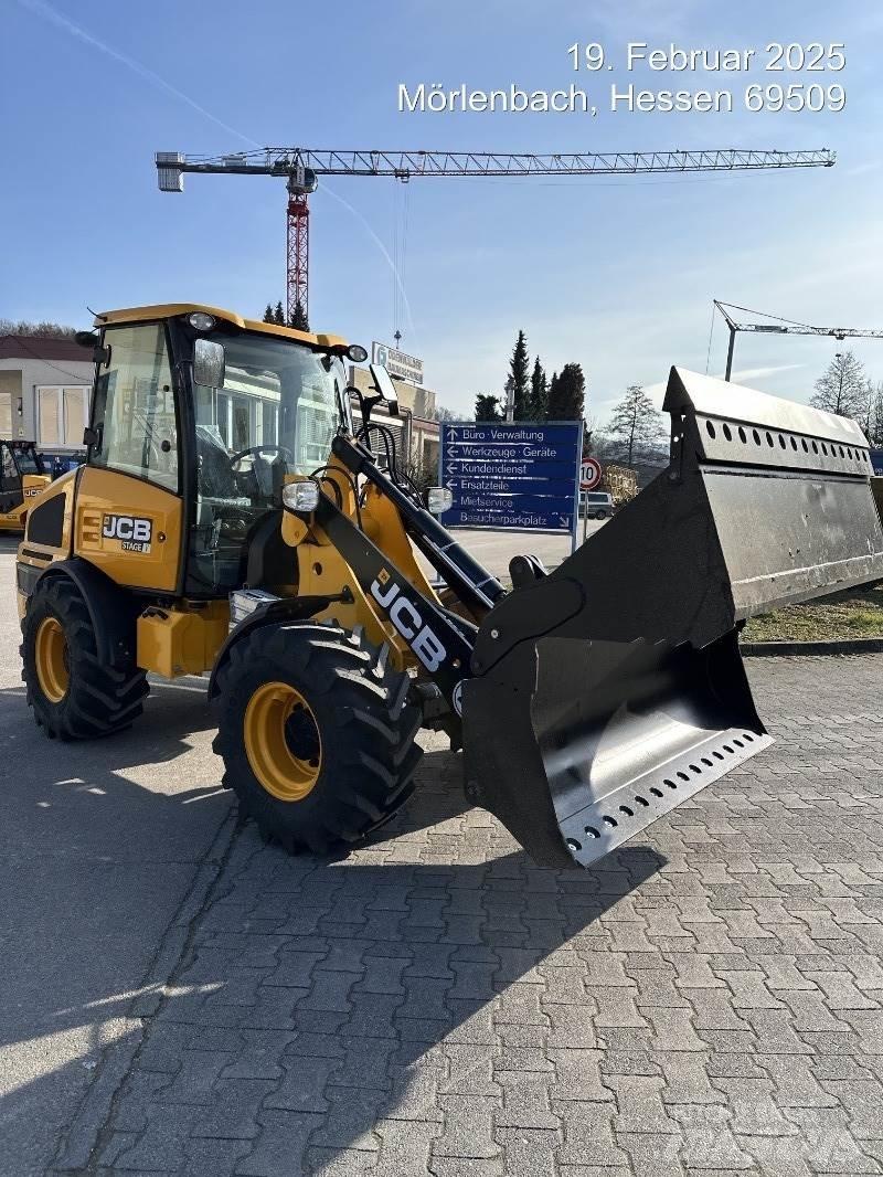 JCB 406 Фронтальні навантажувачі