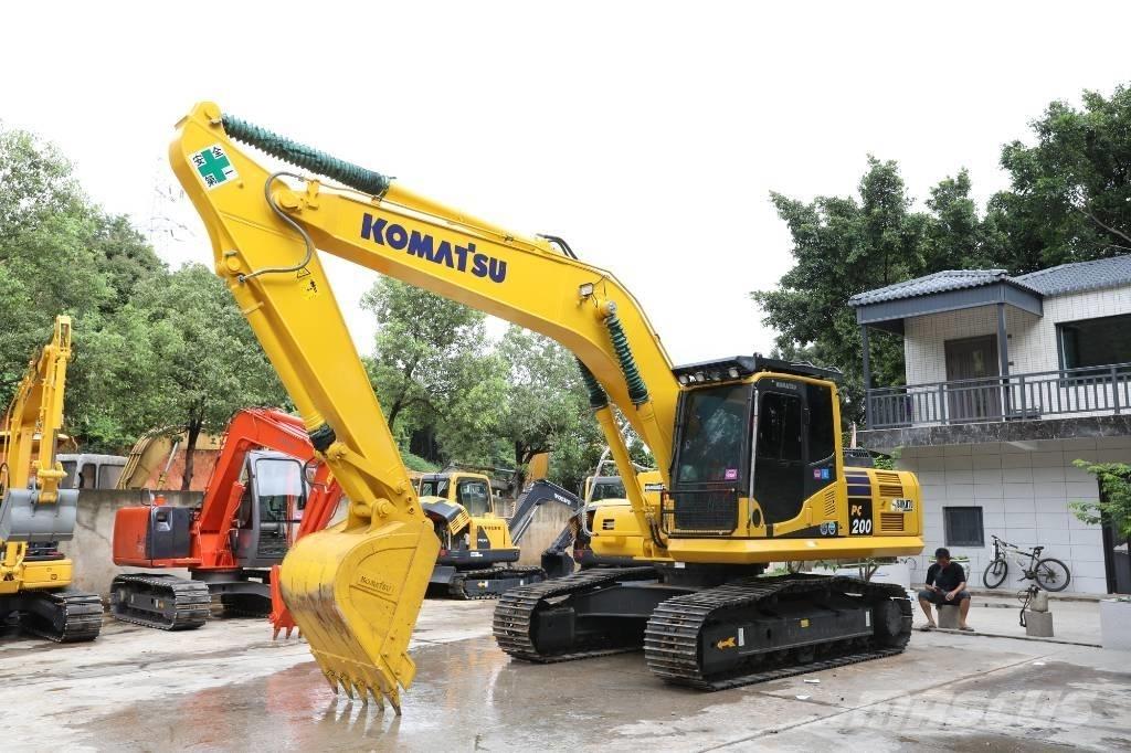 Komatsu PC 200-8 Міні-екскаватори < 7т