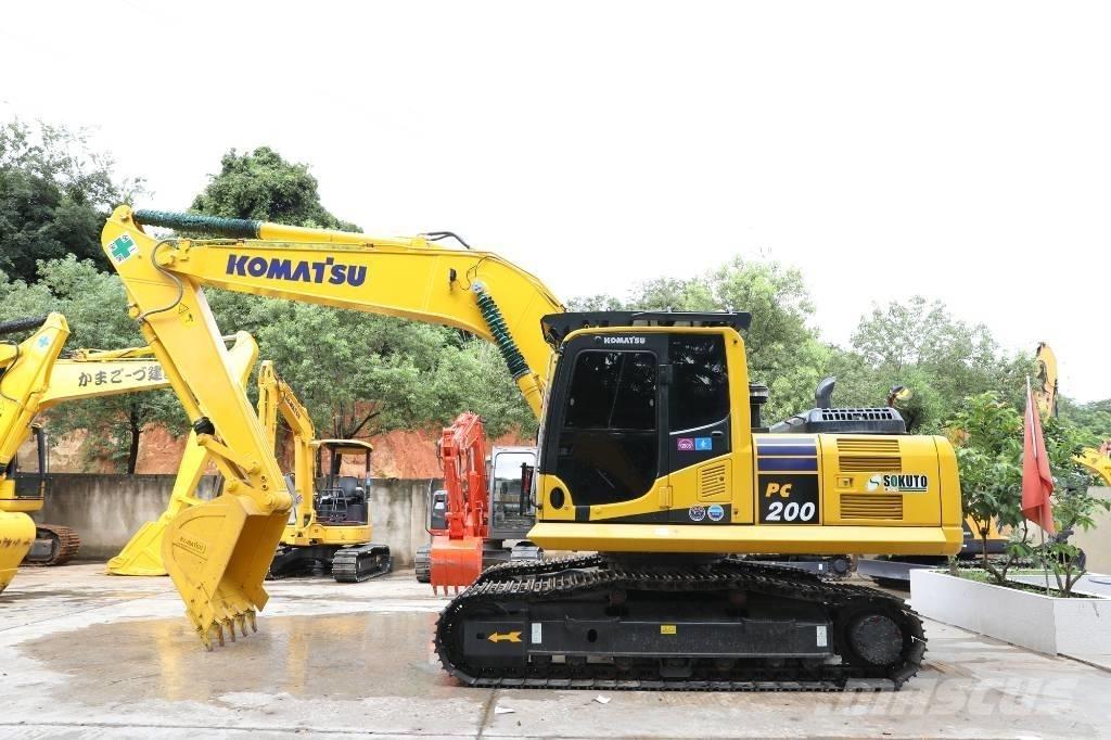Komatsu PC 200-8 Міні-екскаватори < 7т