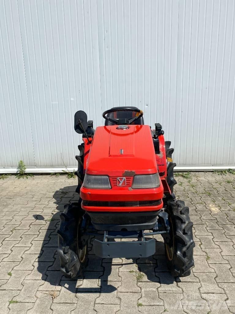 Yanmar KE-3 Трактори