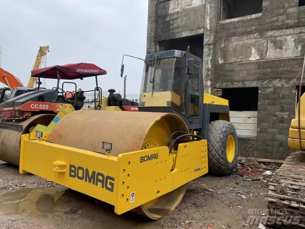 Bomag BW 217 Грунтові котки