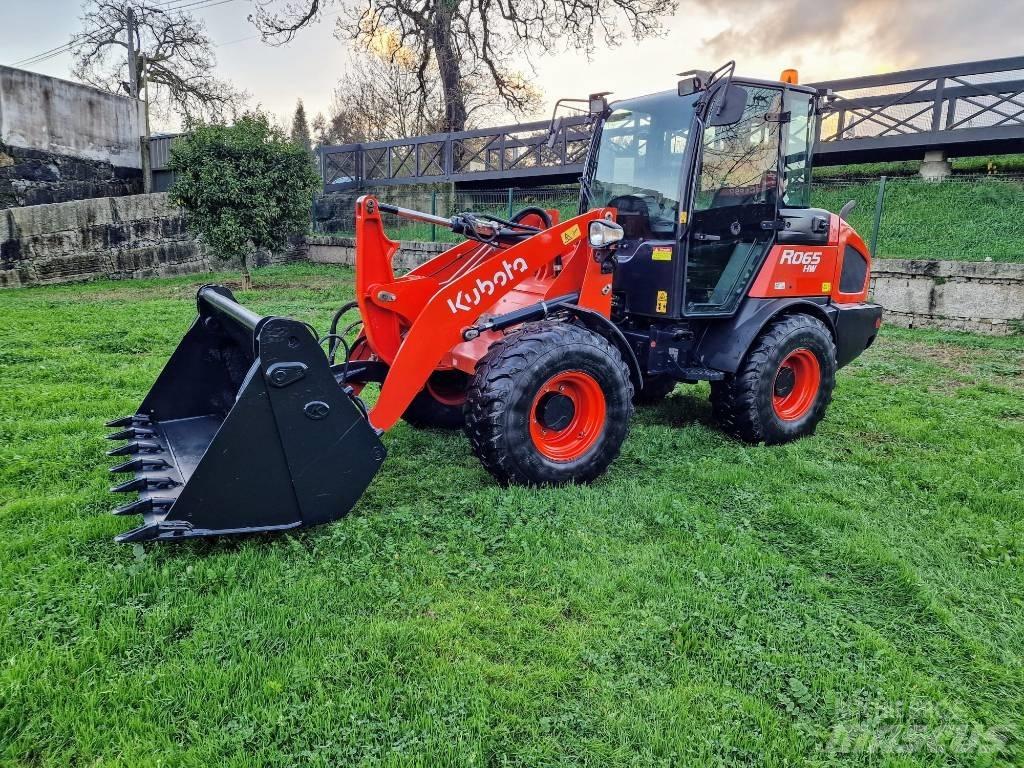 Kubota R 065 Фронтальні навантажувачі