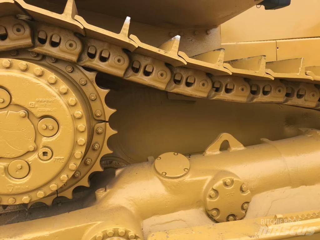 CAT D8R Гусеничні бульдозери