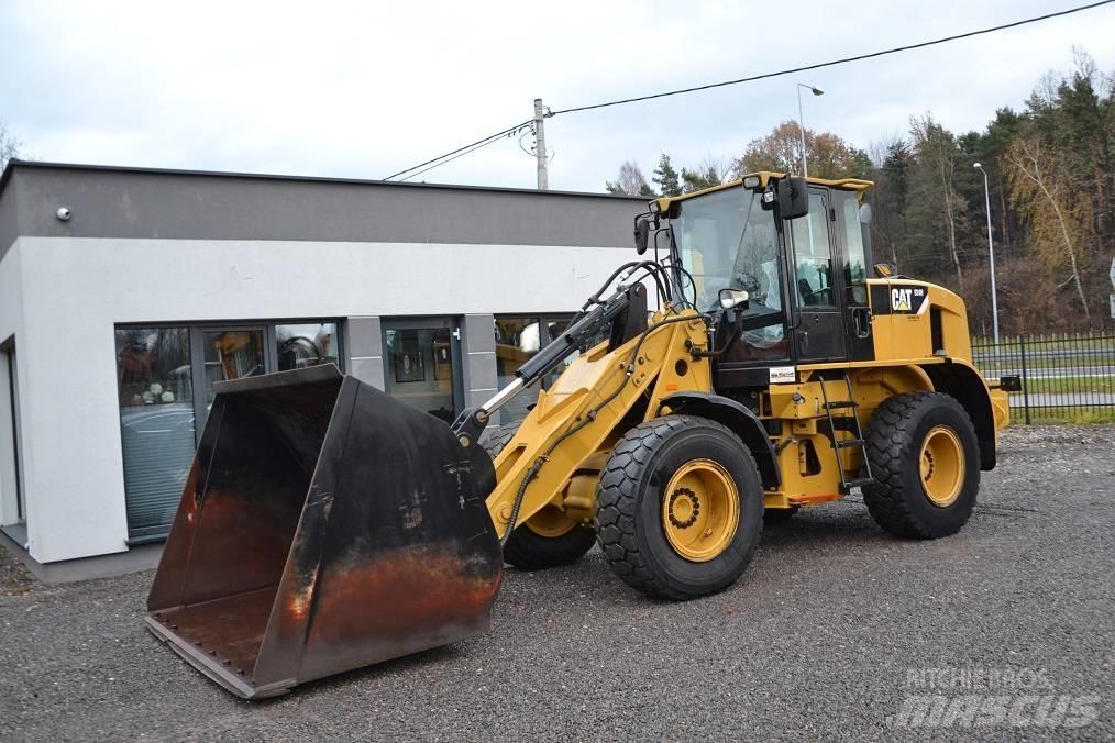 CAT 924 H Фронтальні навантажувачі