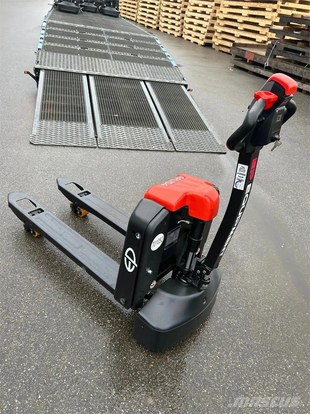 EP L 154 Інші підйомники і платформи