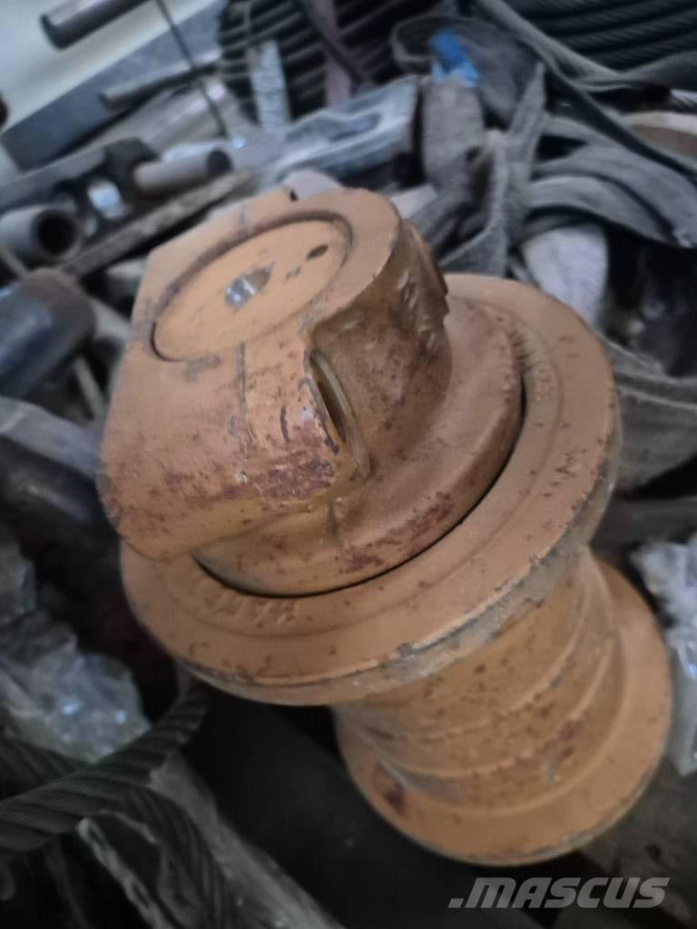 CAT D 6 Гусениці