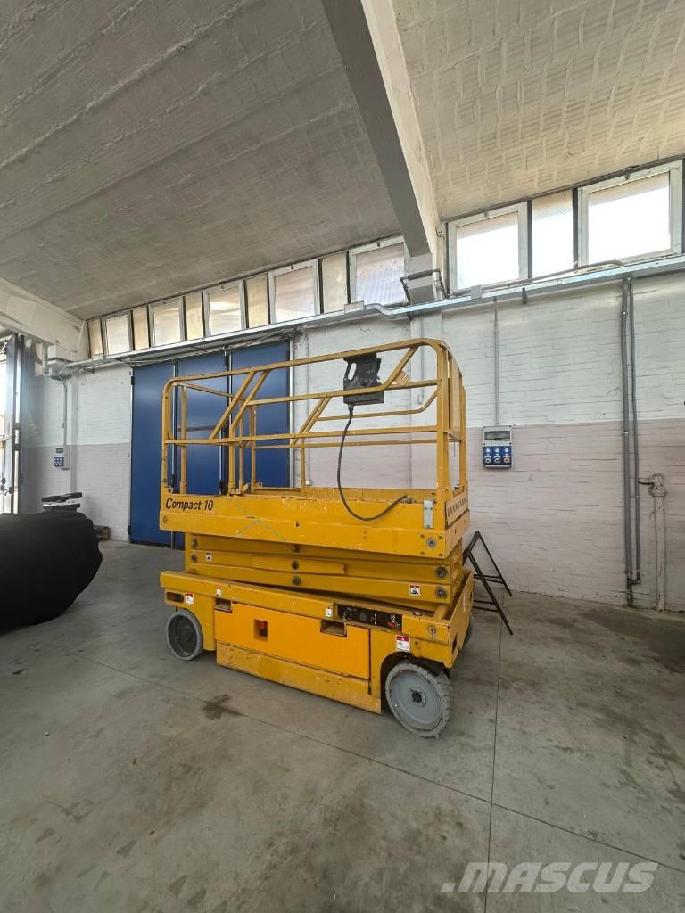 Haulotte Compact 10 Підйомники-ножиці