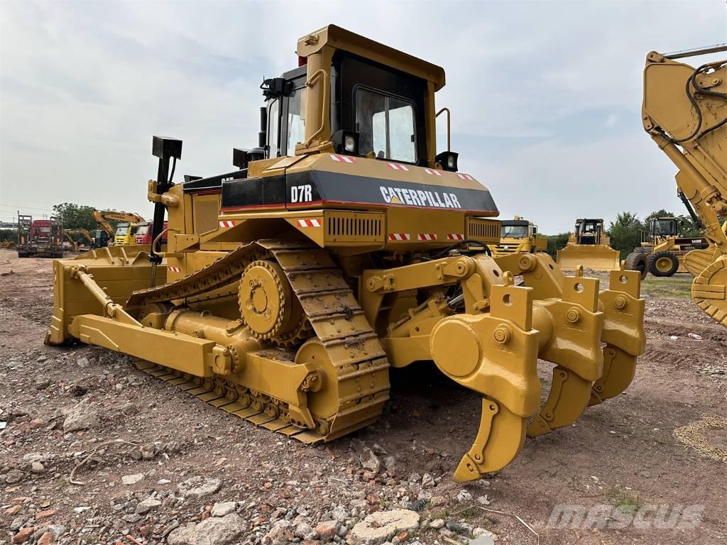 CAT D7R Гусеничні бульдозери