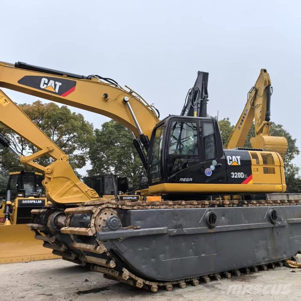 CAT 320 D Екскаватори-амфібії