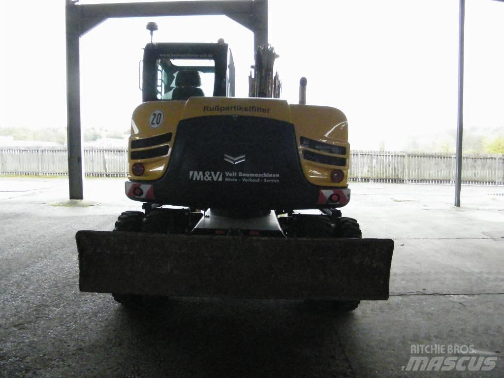 Yanmar B95W Колісні екскаватори