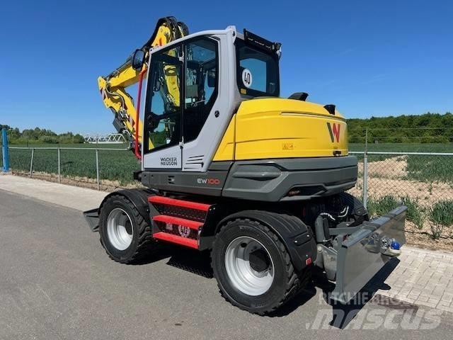 Wacker Neuson EW 100 Колісні екскаватори