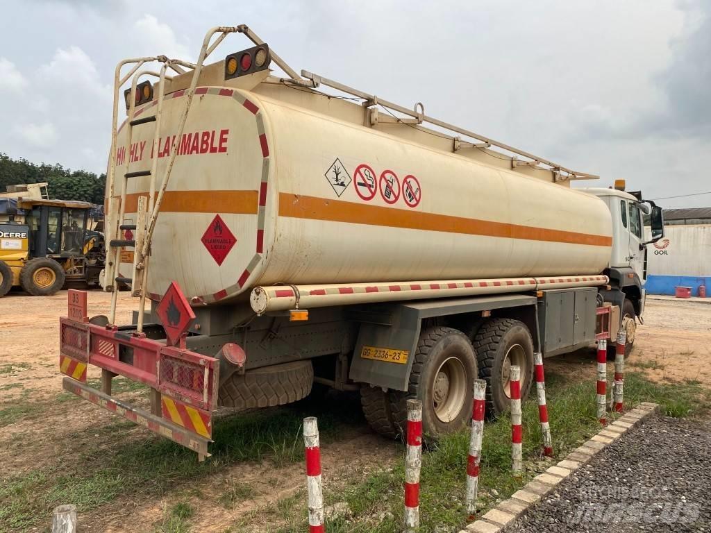  SINOTRUCK E7G340 Вантажівки-цистерни