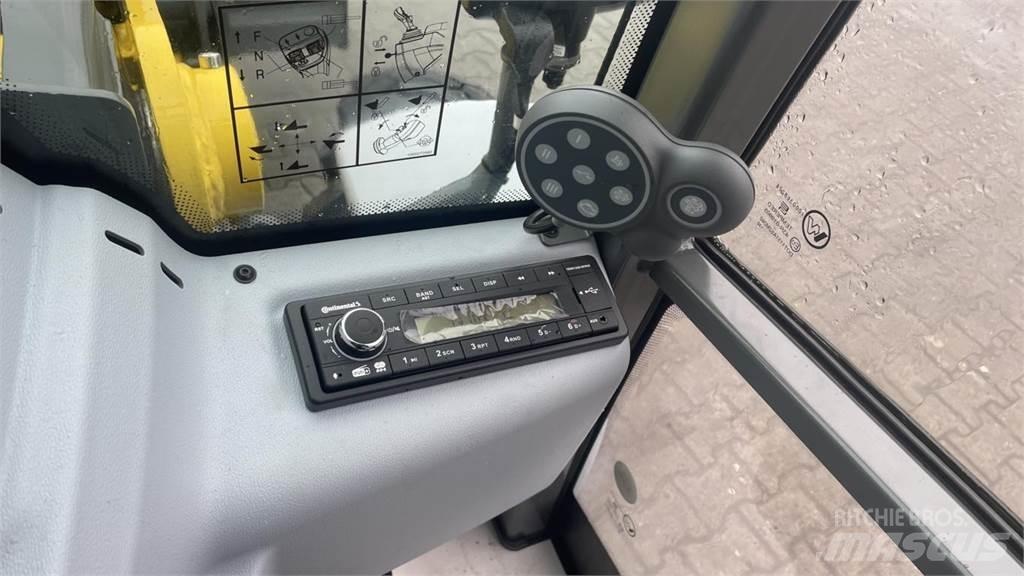 Kramer 5050 Фронтальні навантажувачі