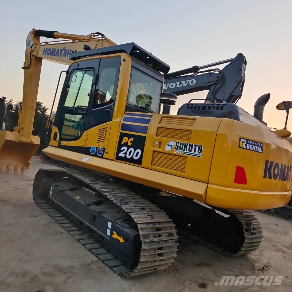 Komatsu PC 200-8 Гусеничні екскаватори