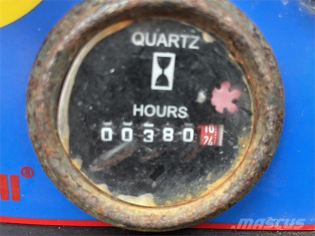 Mantall XE160W Підйомники-ножиці