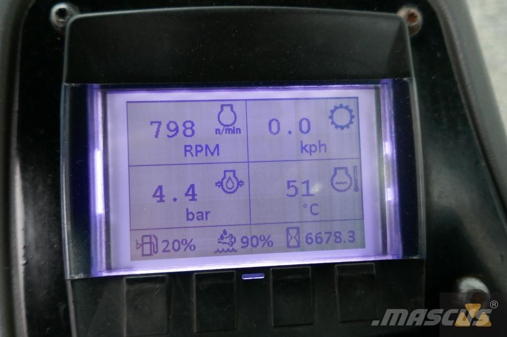 CAT CS68B Грунтові котки