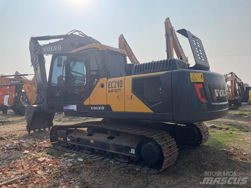 Volvo EC 210 Гусеничні екскаватори