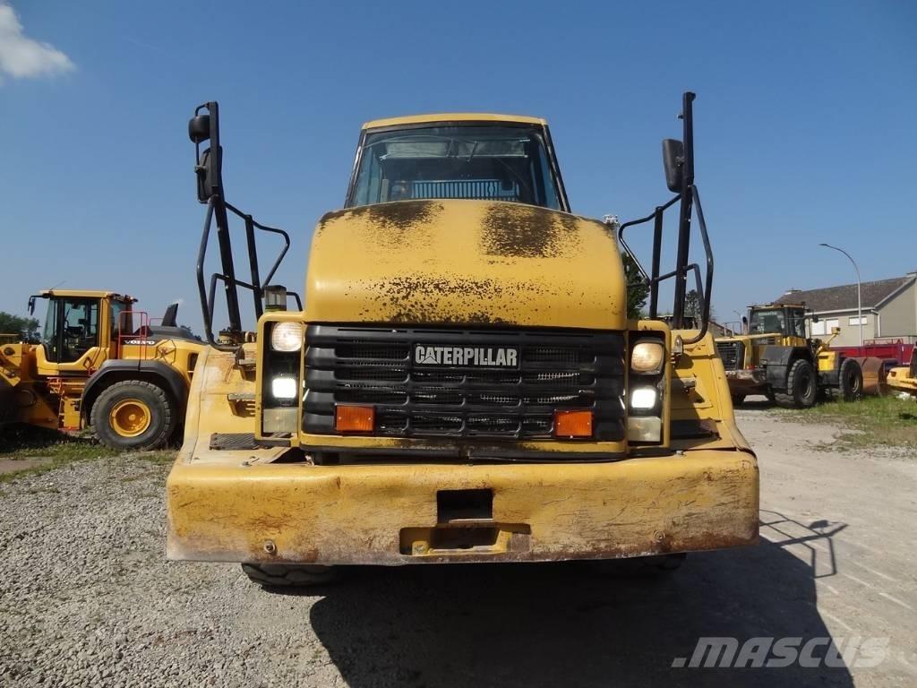 CAT 740 Зчленовані самоскиди