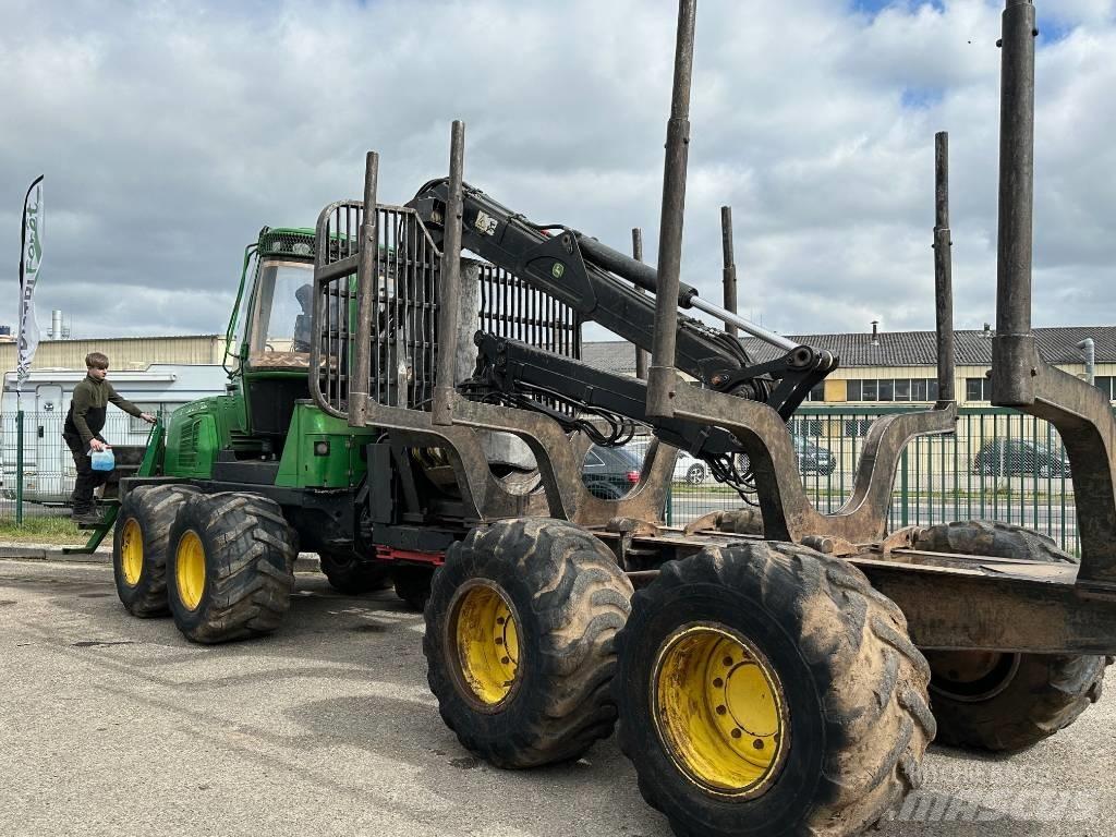 John Deere 1010E Форвардери