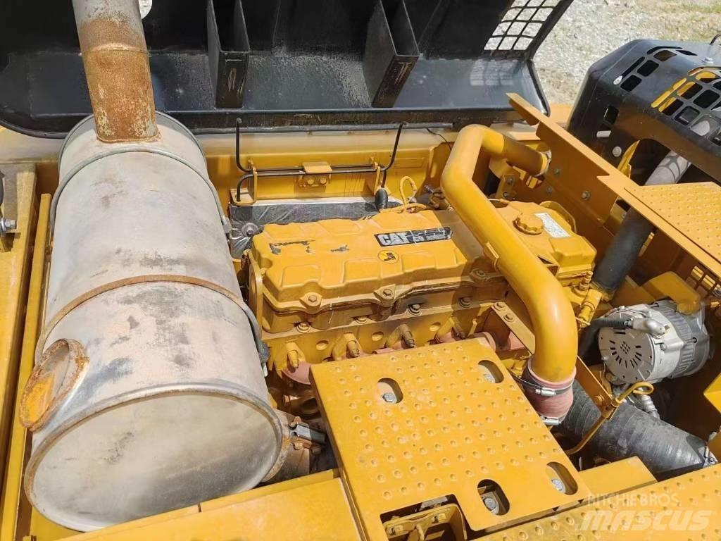 CAT 336 D Гусеничні екскаватори