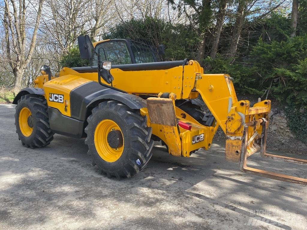 JCB 535-125 Телескопічні навантажувачі