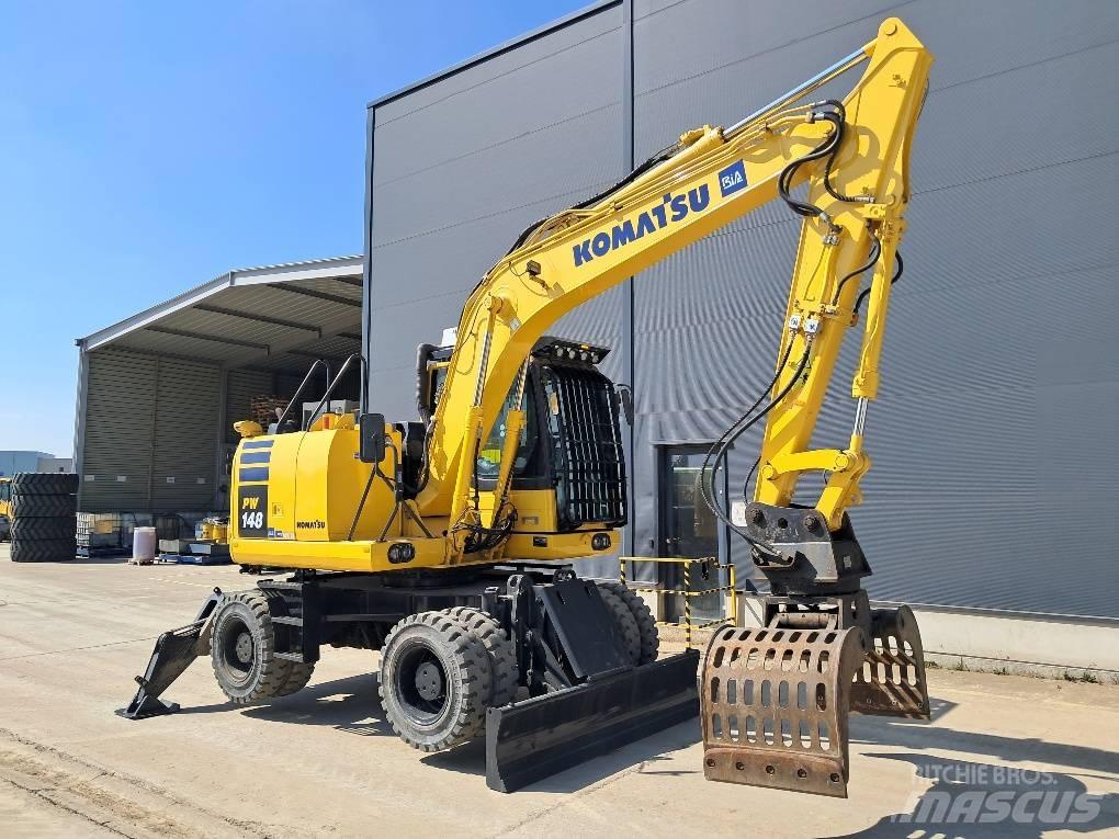 Komatsu PW148-10 Колісні екскаватори