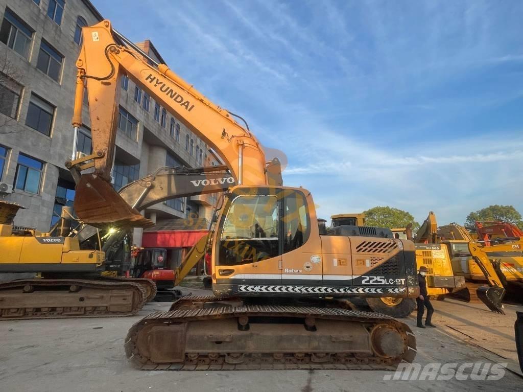 Hyundai R 225 -9 Гусеничні екскаватори