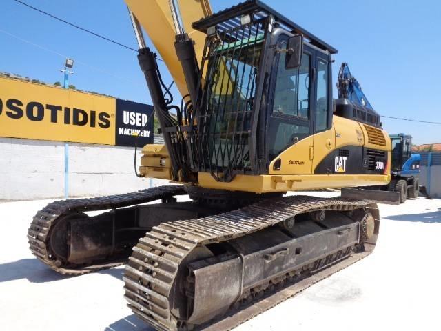 CAT 330 D L Гусеничні екскаватори