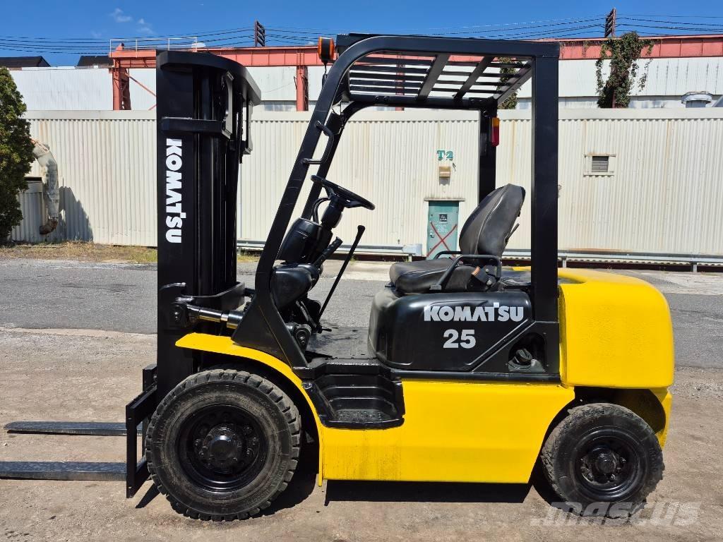 Komatsu FG 25 C-12 Інше