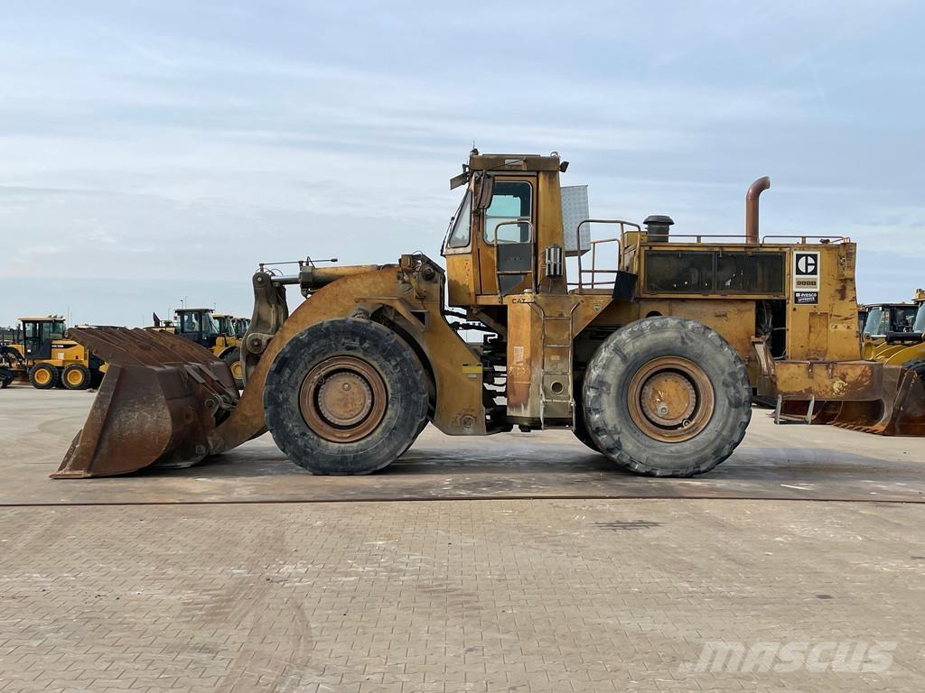 CAT 988B Фронтальні навантажувачі