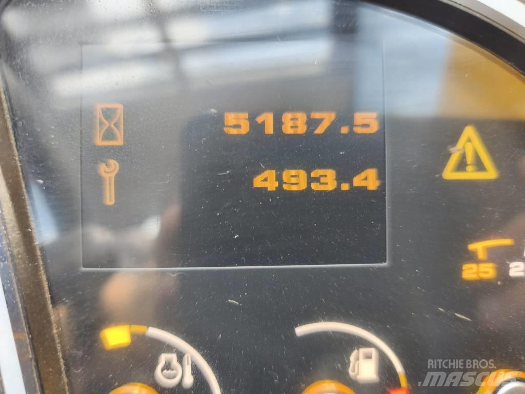 JCB 535-140 Телескопічні навантажувачі