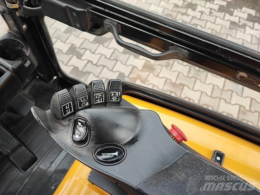 Yale ERP35VL Електронавантажувачі