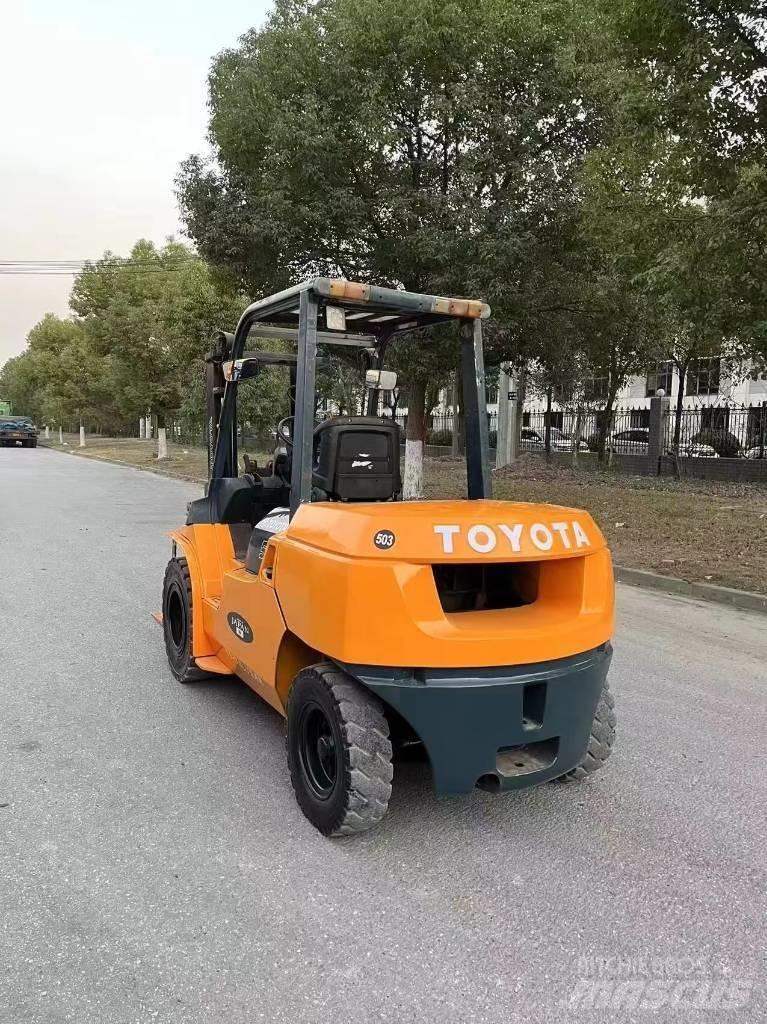 Toyota FD 50 Дизельні навантажувачі