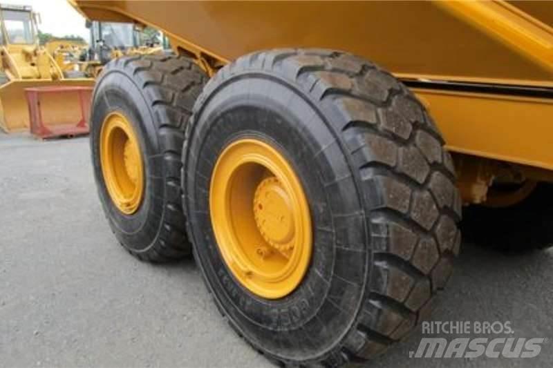 Bell B30E Зчленовані самоскиди