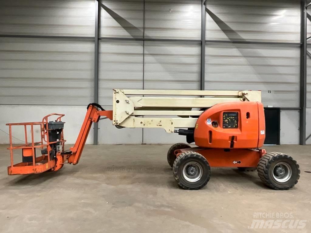 JLG 450 AJ Колінчаті підйомники