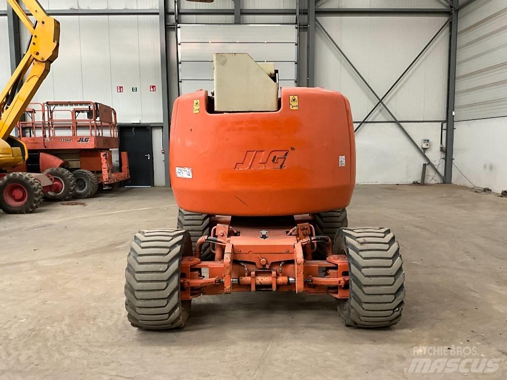 JLG 450 AJ Колінчаті підйомники