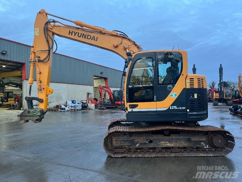 Hyundai R125LCR-9A Гусеничні екскаватори