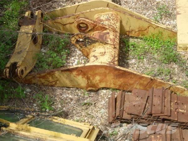 CAT 943 Інше обладнання