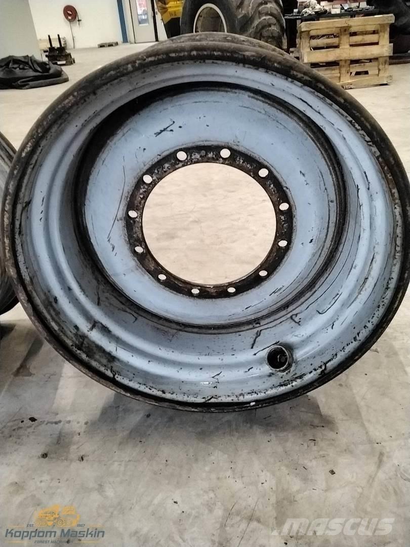 Valmet 901 20x34 Шини