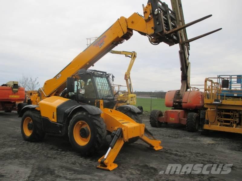 JCB 540-140 Телескопічні навантажувачі