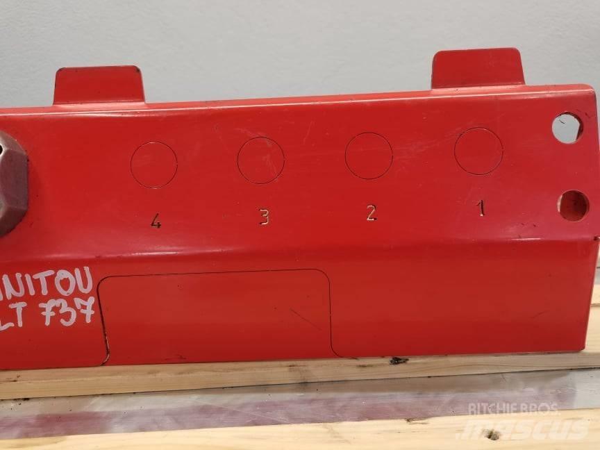 Manitou MLT shield Кабіна