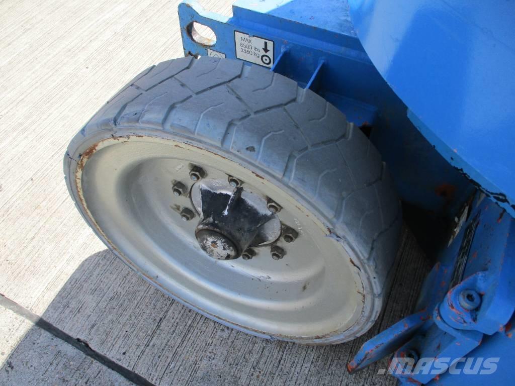 JLG E 300 AJP (180) Телескопічні підйомники