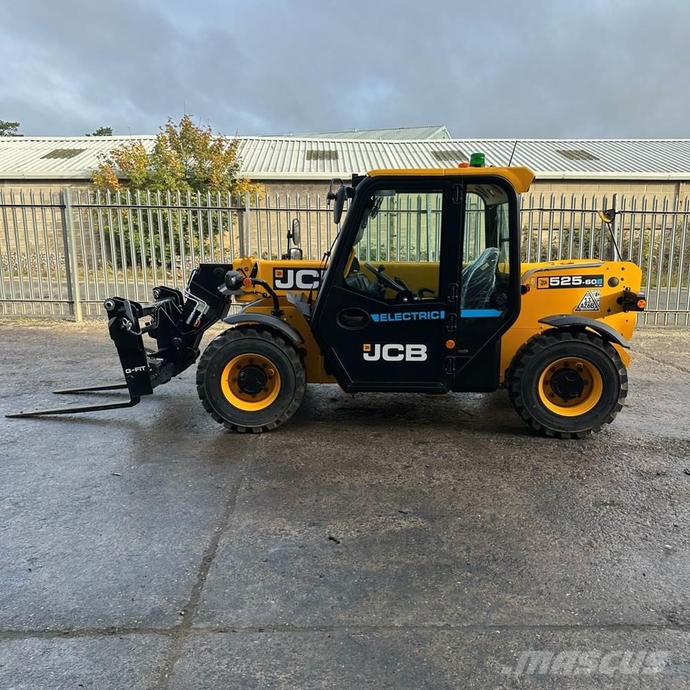 JCB 525-60E Телескопічні навантажувачі